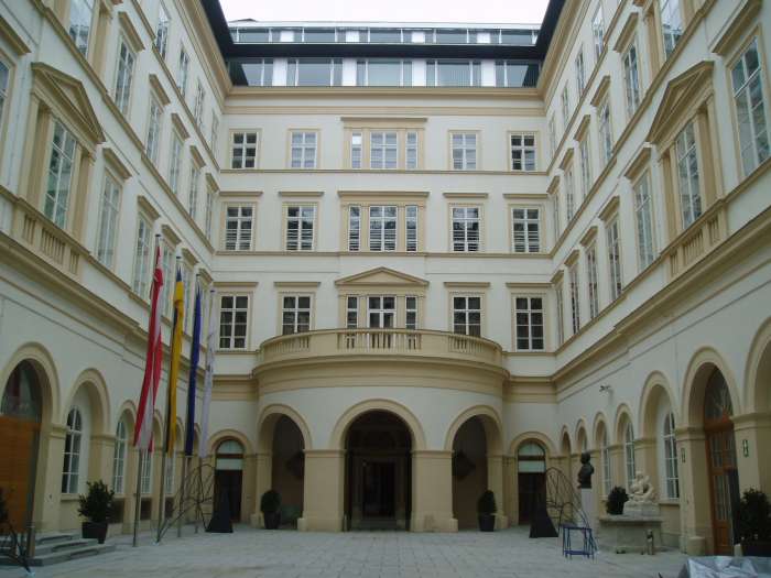 Herrengasse 13.belső udvar.jpg Herrengasse 13.belső udvar.jpg