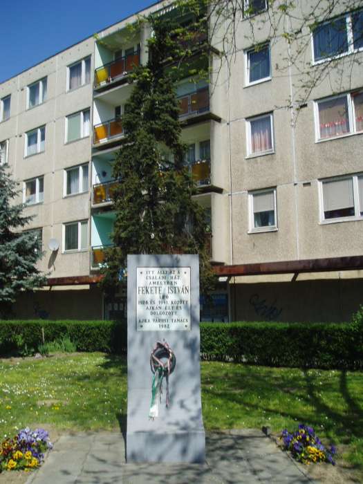 Ajka, Fő u. 01.jpg Ajka, Fő u. 01.jpg