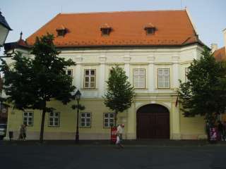 Győr, Bécsi kapu tér 12.jpg Győr, Bécsi kapu tér 12.jpg