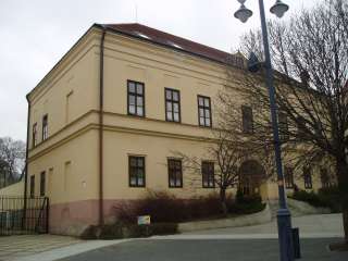 Kaposvár, Kossuth tér 02.jpg Kaposvár, Kossuth tér 02.jpg