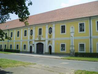 Mohács, Szepessy tér 06 1.kép.jpg Mohács, Szepessy tér 06 1.kép.jpg